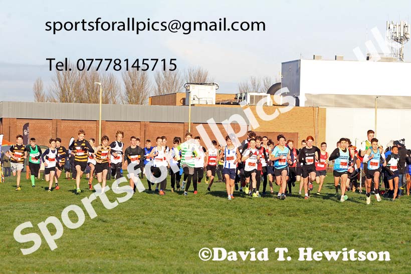 Boys under-15s, 2022 North Eastern Cross Country Champs., Temple Park, South Shields.  Photo: David T. Hewitson/Sports for All Pics